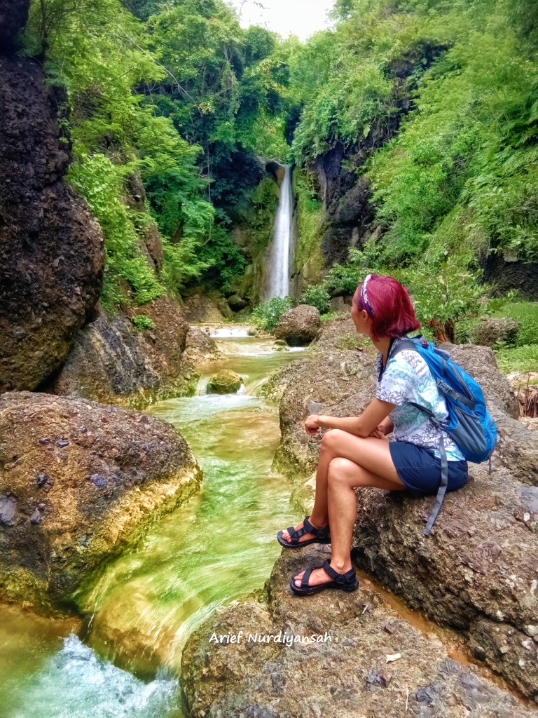 PESONA AIR TERJUN GRENJENG DI BLITAR SELATAN